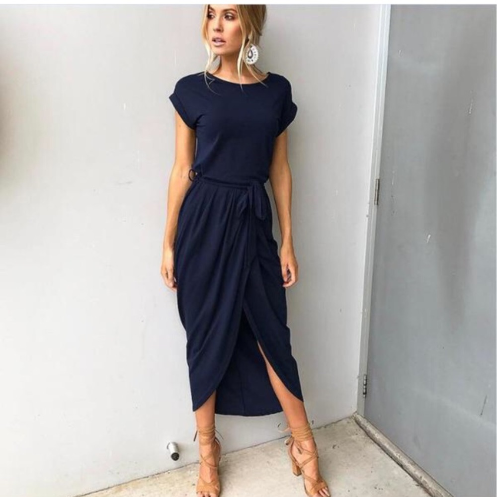 NWT! Gorgeous Navy Round Neck Dress with Slit!